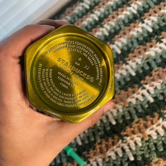 Starbucks red orange yellow ombré 24oz‎ stainless steel tumbler - Picture 5 of 6